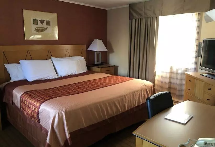 Отель Wilbraham Inn