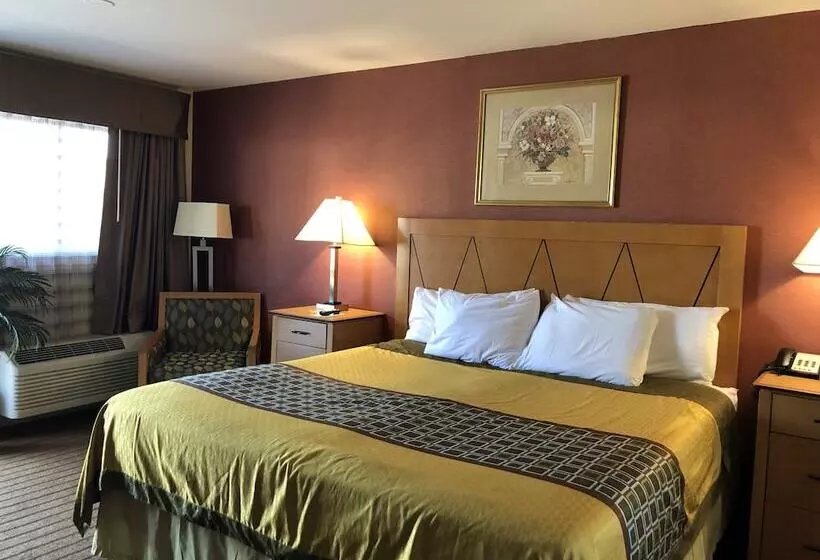 Отель Wilbraham Inn