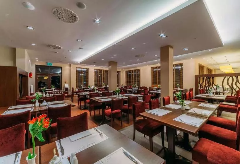 Mikołajki Resort Hotel & Spa Jora Wielka