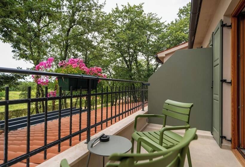 פנסיון Boutique Hotel Paradiso