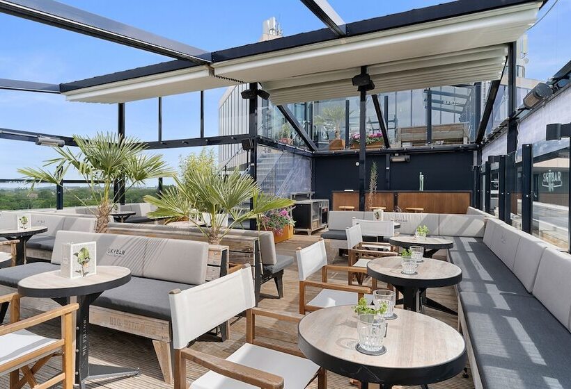 Corendon Apartments Amsterdam Schiphol Airport