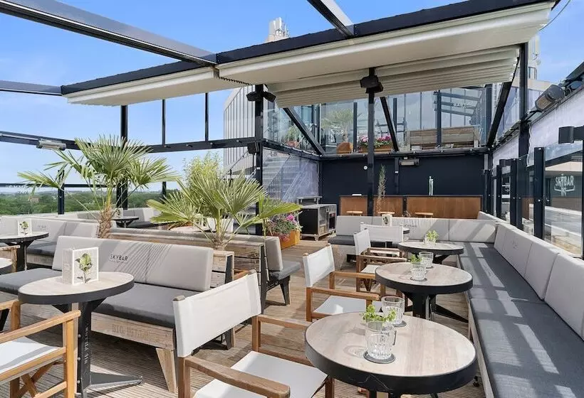 Corendon Apartments Amsterdam Schiphol Airport