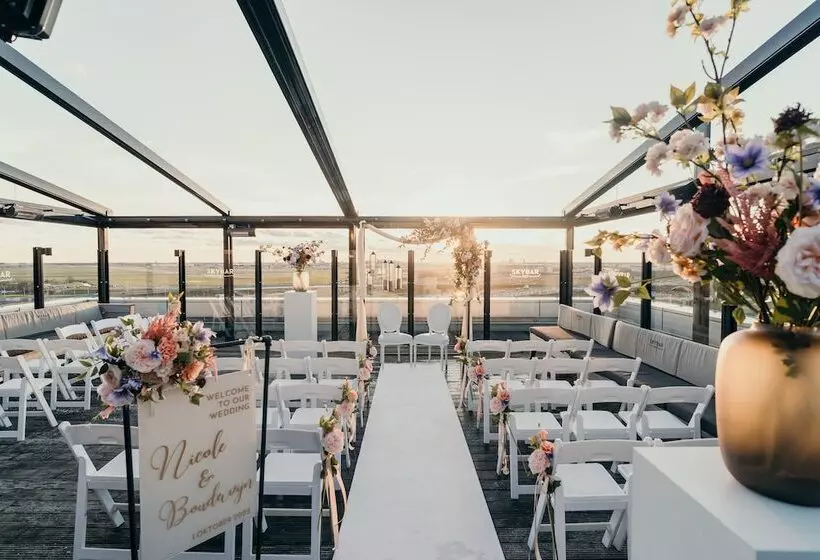 Corendon Apartments Amsterdam Schiphol Airport