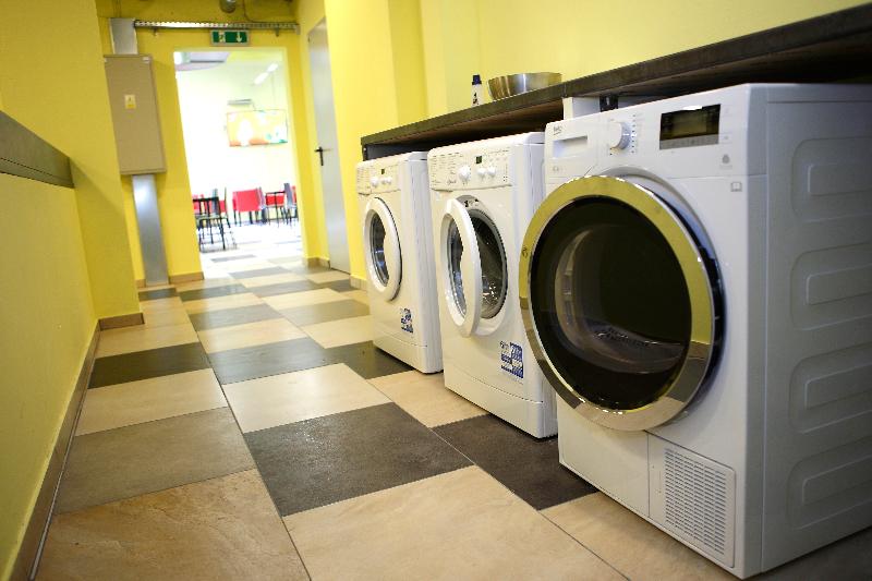 ホテル City Express Hostel