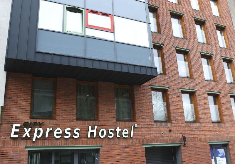 ホテル City Express Hostel