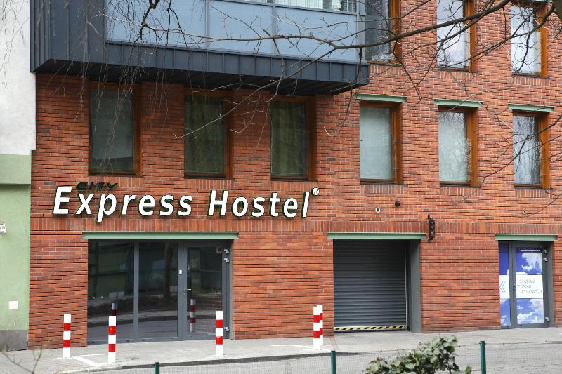 ホテル City Express Hostel