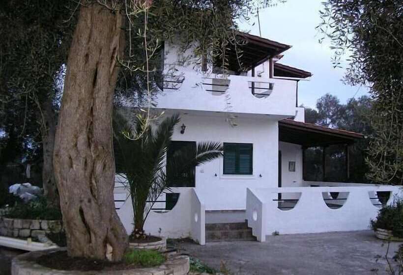 فندق Olympia Paxos Apartment