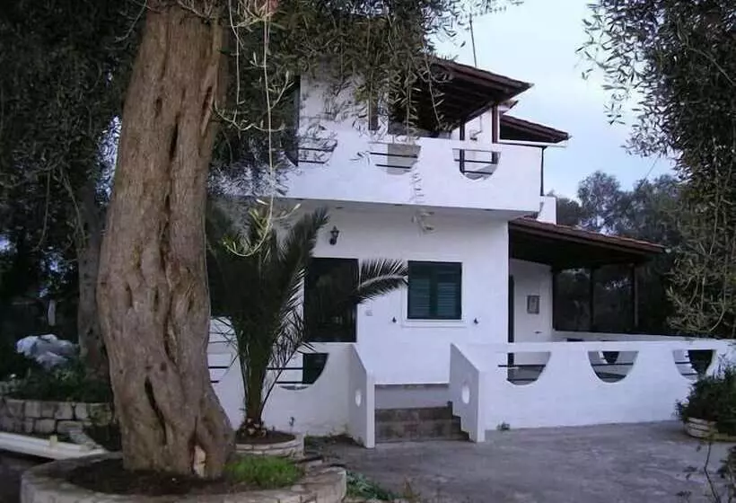 Hotelli Olympia Paxos Apartment