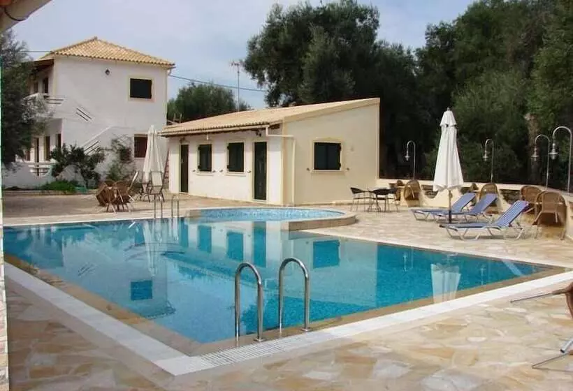 Hotelli Olympia Paxos Apartment
