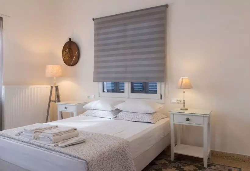 Aerides Boutique Rooms