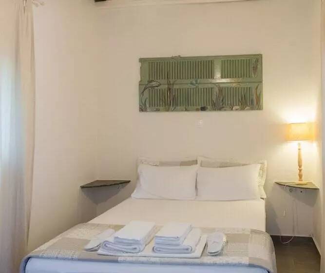 Aerides Boutique Rooms