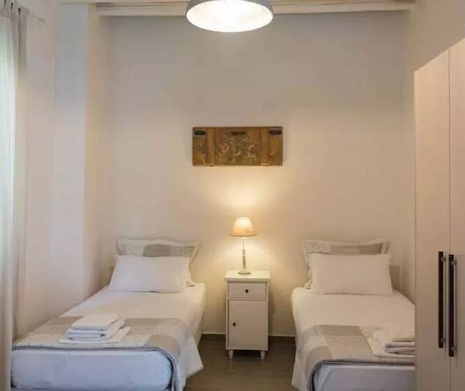 Aerides Boutique Rooms