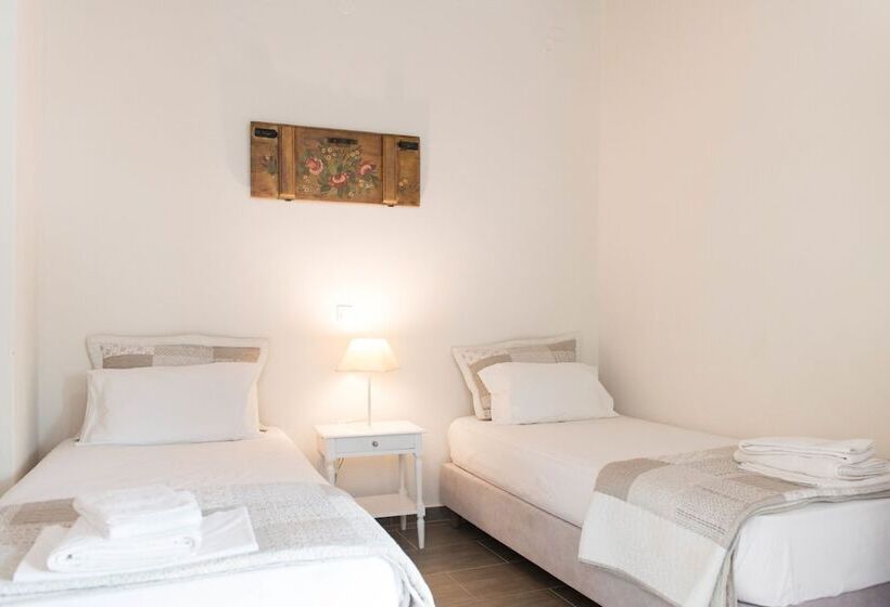 Aerides Boutique Rooms