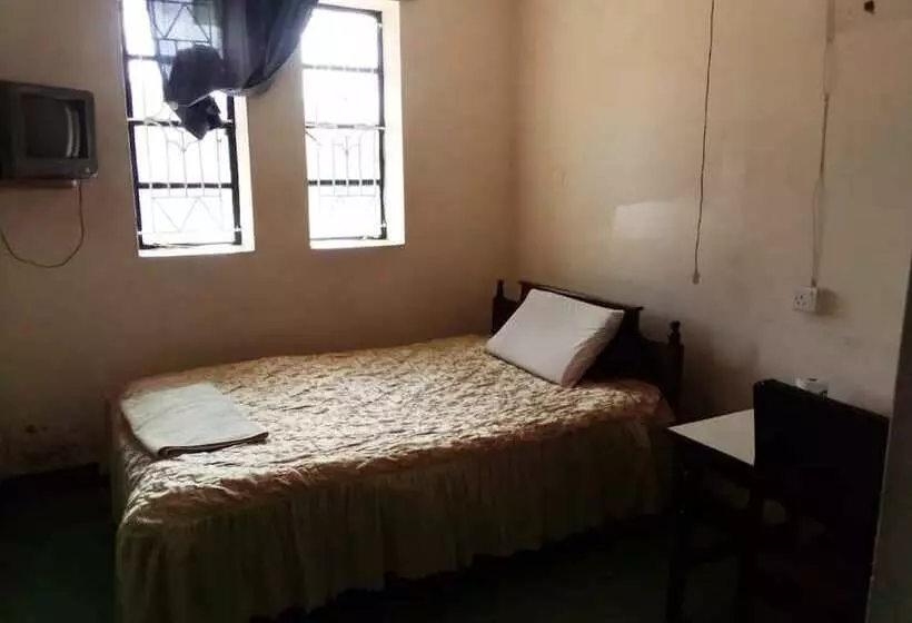 تختخواب و صبحانه Manguo Lodge