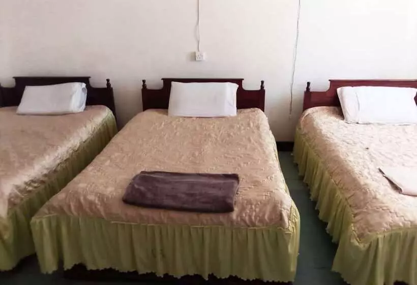 تختخواب و صبحانه Manguo Lodge