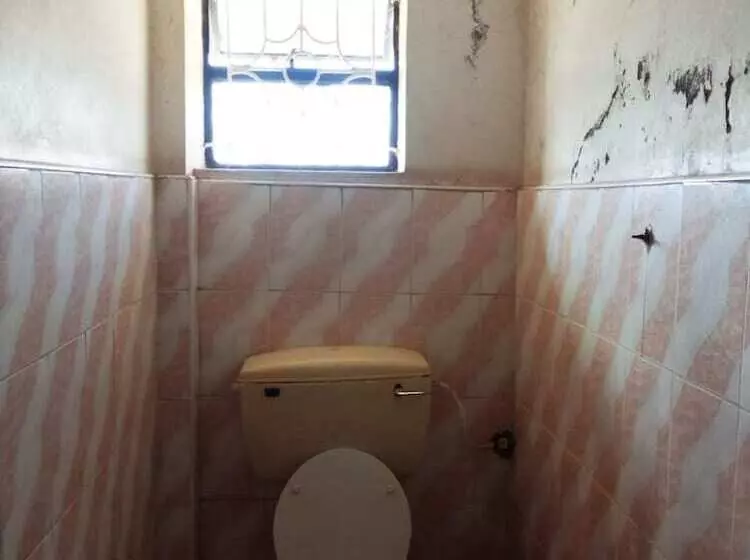 تختخواب و صبحانه Manguo Lodge