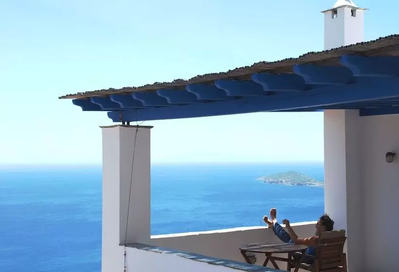 Hotelli Andros Prive Suites