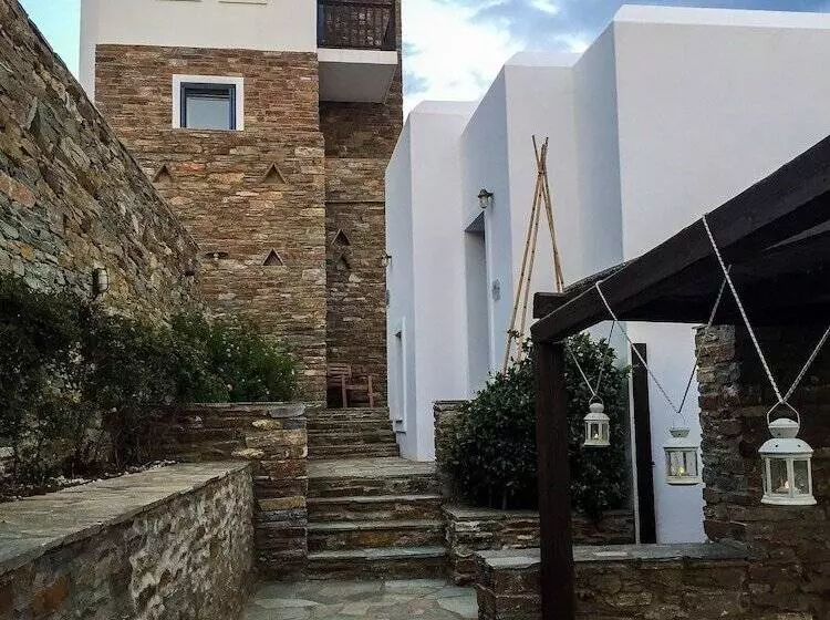 Hotelli Andros Prive Suites