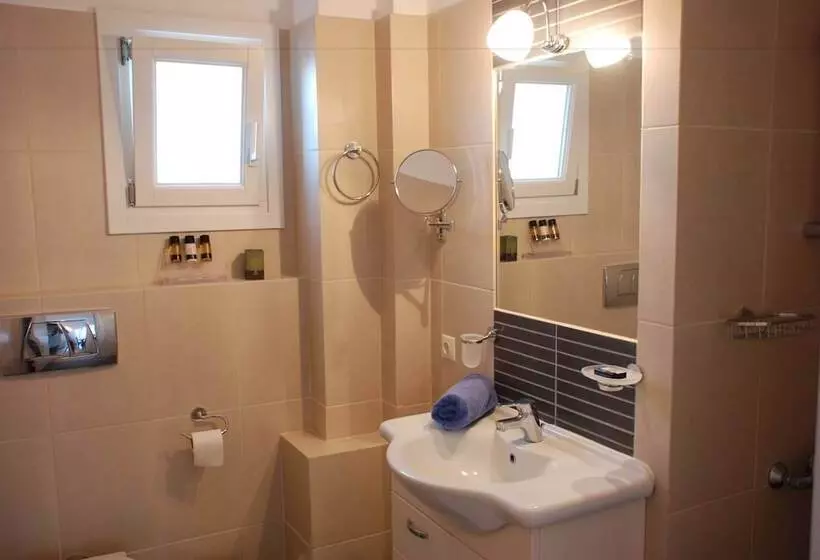 Hotelli Andros Prive Suites