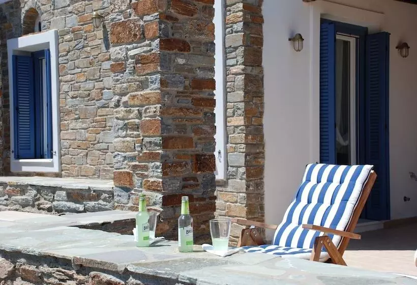 Hotelli Andros Prive Suites
