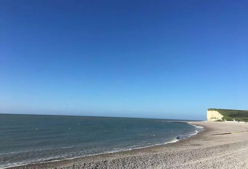 Hotelli Chateau De Janville