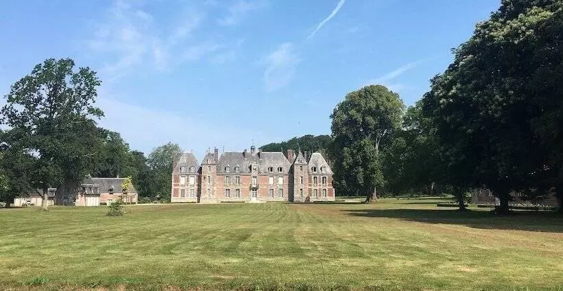 Hotelli Chateau De Janville