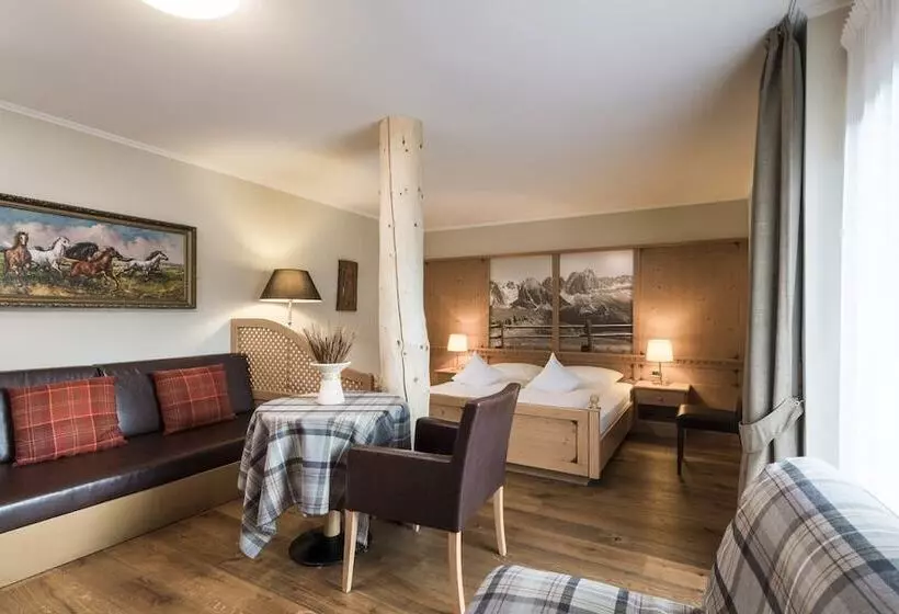 ホテル Eggentaler