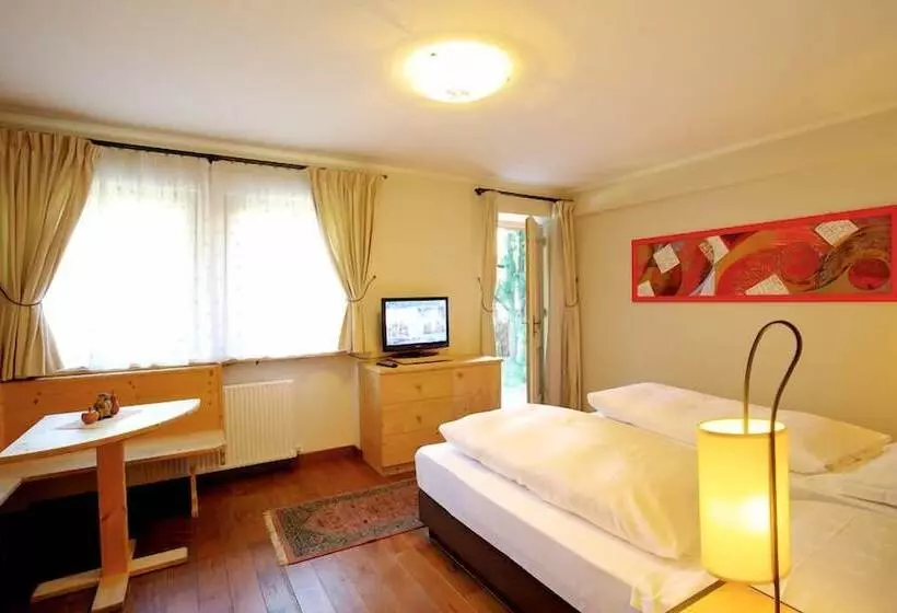 ホテル Eggentaler