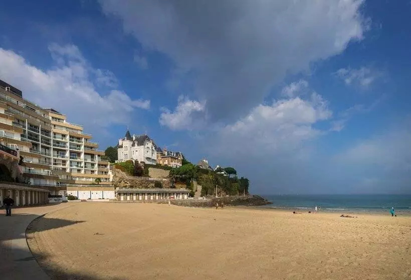 Hotelli Le Crystal Dinard Plage