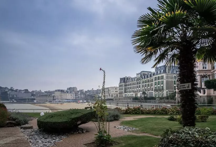 Hotelli Le Crystal Dinard Plage