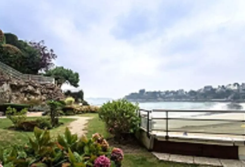 Hotelli Le Crystal Dinard Plage