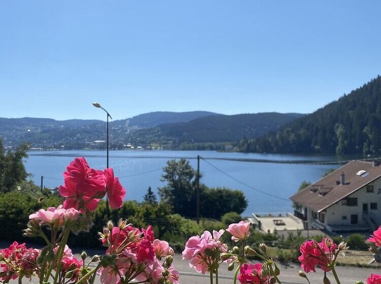 בית מלון כפרי Les Reflets Du Lac