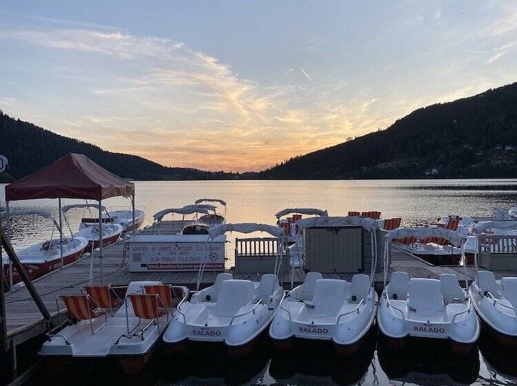 בית מלון כפרי Les Reflets Du Lac