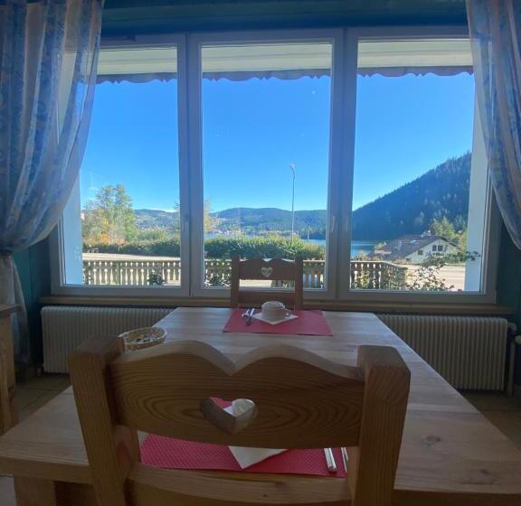 בית מלון כפרי Les Reflets Du Lac