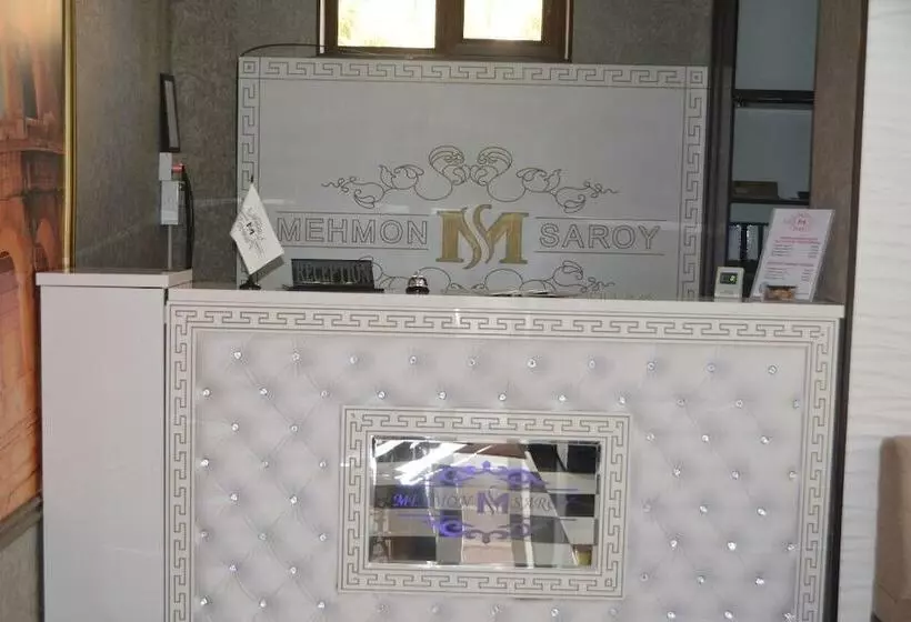 ホテル Mehmon Saroy
