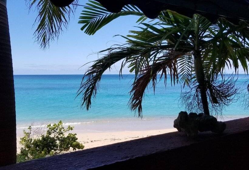 هتل Orrie S Beach Bar And