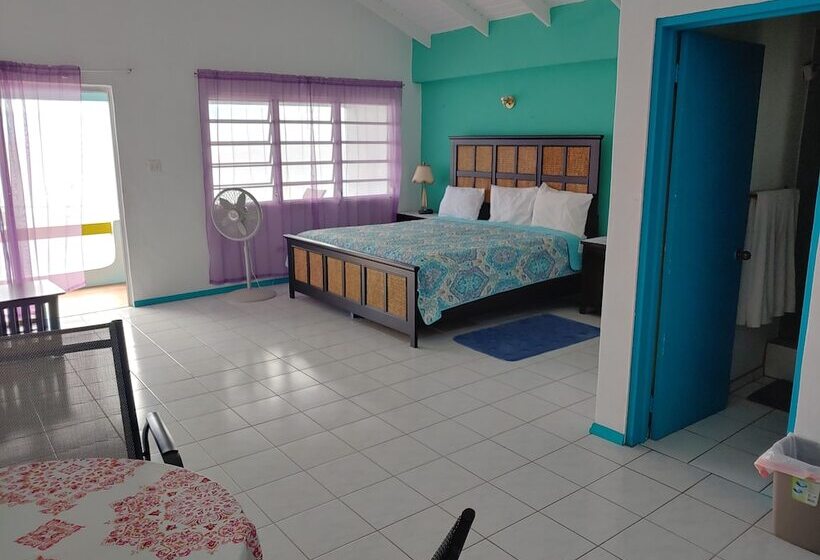 هتل Orrie S Beach Bar And