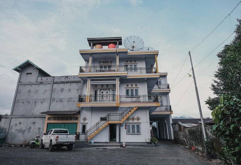 酒店 Reddoorz Syariah Near Tugu Kopi Kepahiang