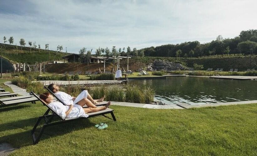 Отель Waer Waters Spa