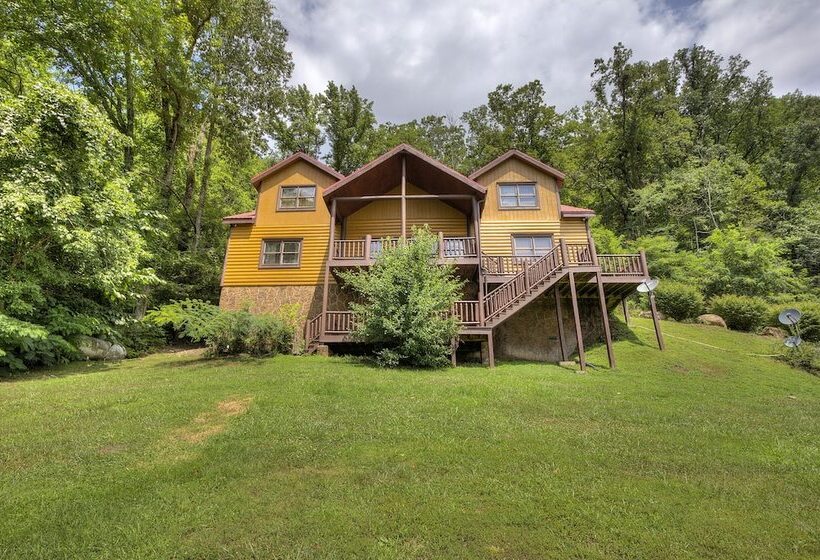 Mystical Creek Pool Lodge #600