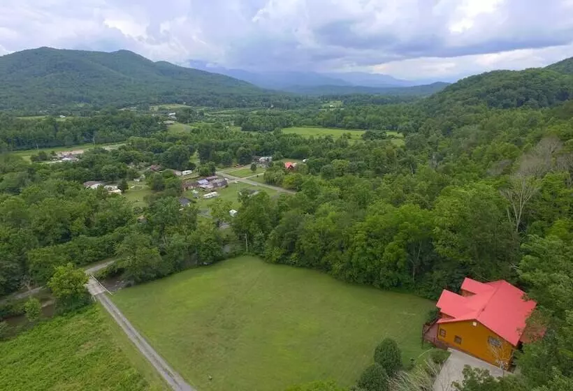 Mystical Creek Pool Lodge #600