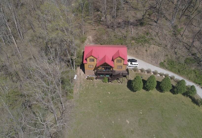 Mystical Creek Pool Lodge #600