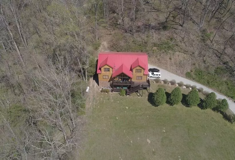 Mystical Creek Pool Lodge #600