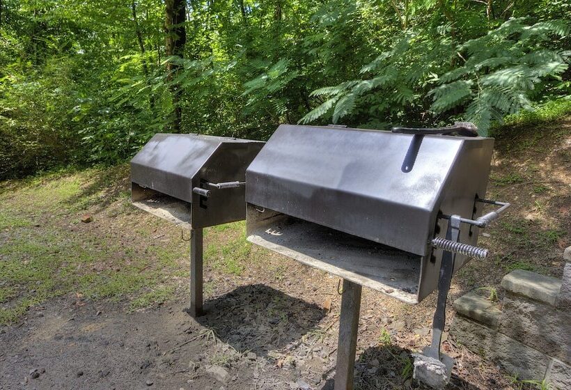 Mystical Creek Pool Lodge #600