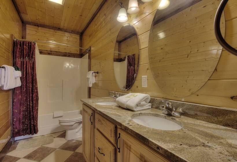 Mystical Creek Pool Lodge #600