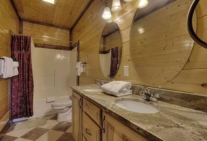 Mystical Creek Pool Lodge #600
