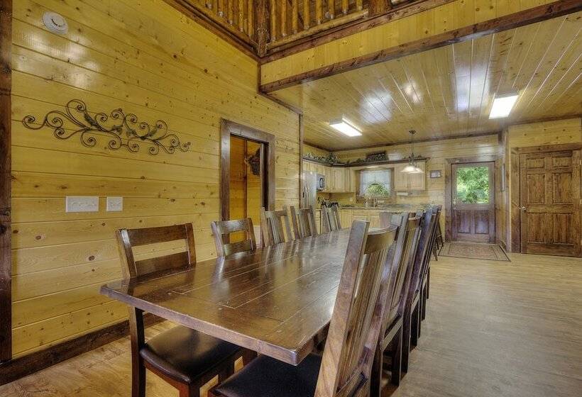 Mystical Creek Pool Lodge #600