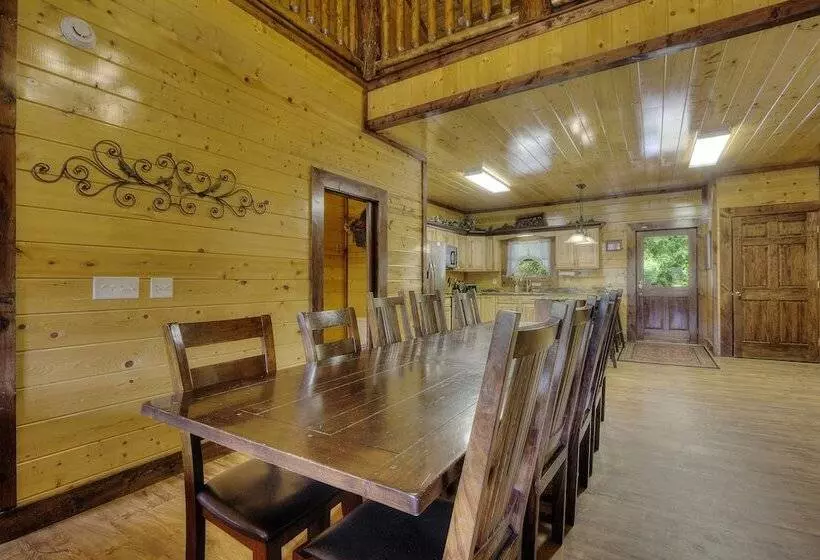 Mystical Creek Pool Lodge #600