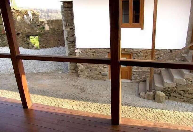 بنسيون Casa Da Fonte De Travanca