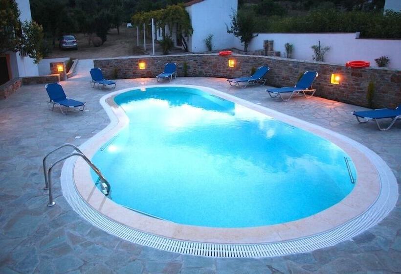 پانسیون Christos Guesthouse